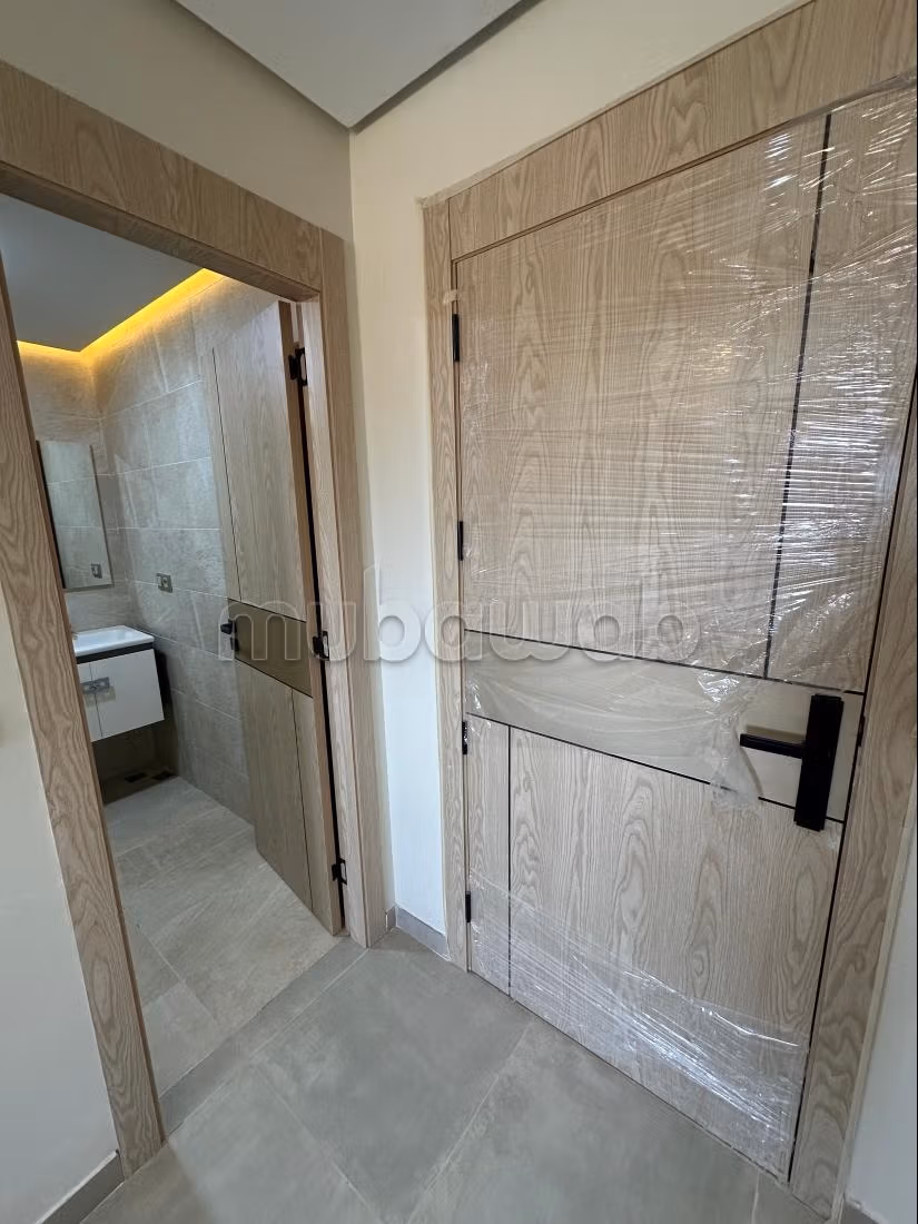 Appartement 84 m² à Beni Touzine — 7