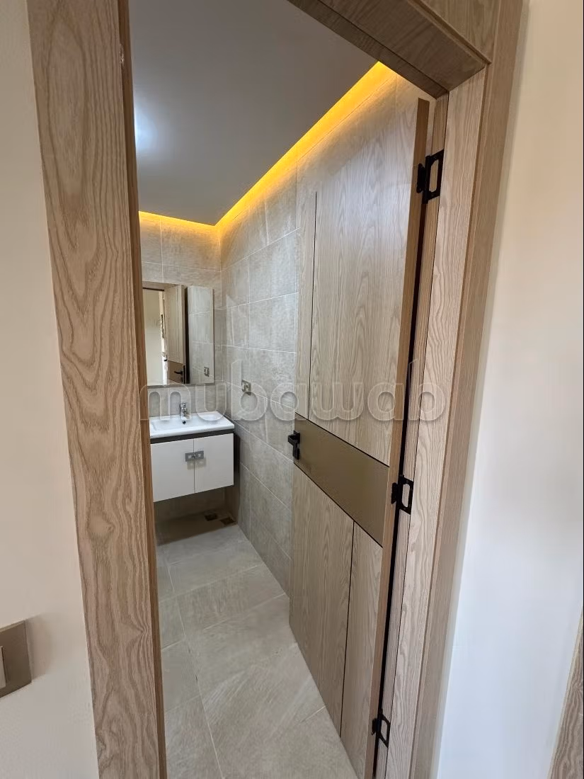 Appartement 84 m² à Beni Touzine — 9