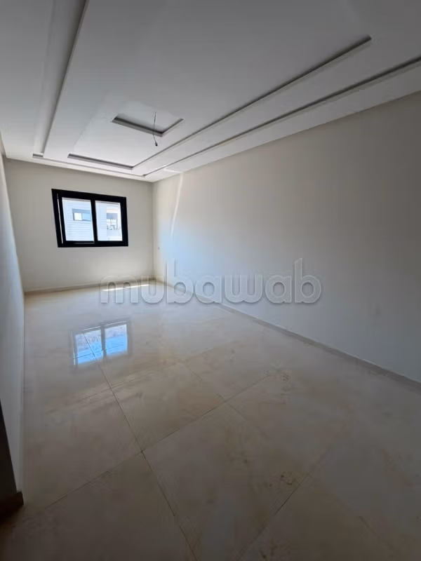 Beautiful apartment for sale in Tanja Balia. Small area 120 m². Quiet sorroundings with mountain view, double glazed window