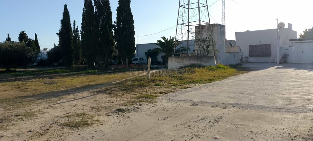 Terrain a vendre 284m²