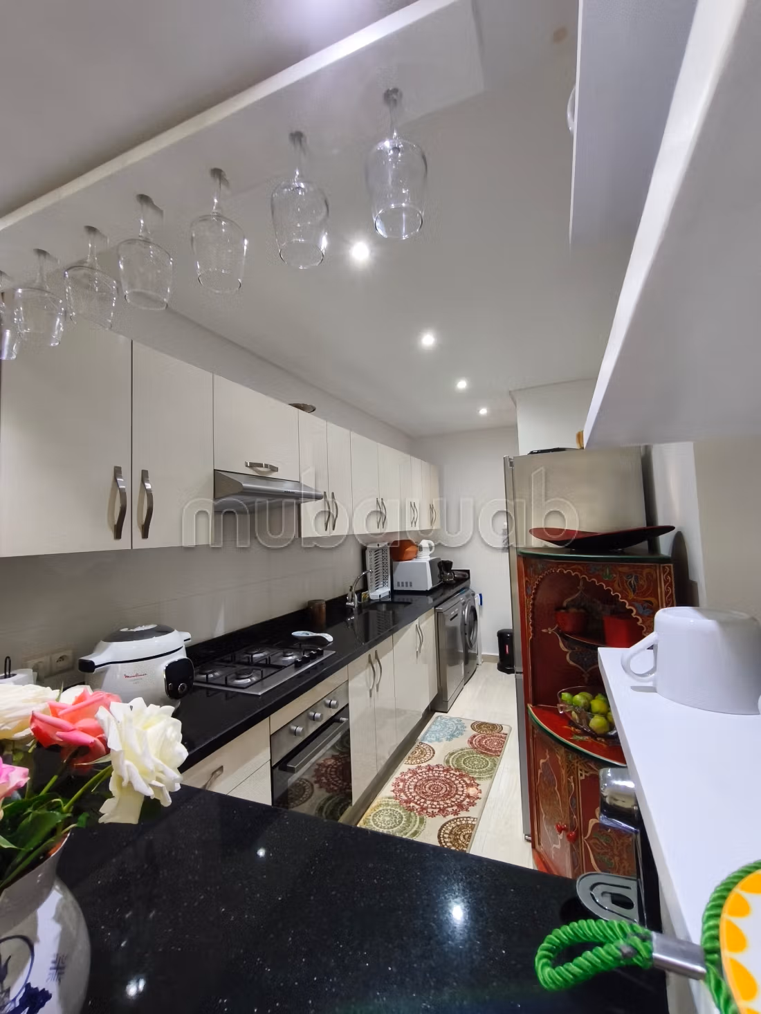 Piso en venta. 3 dormitorios. Amueblado