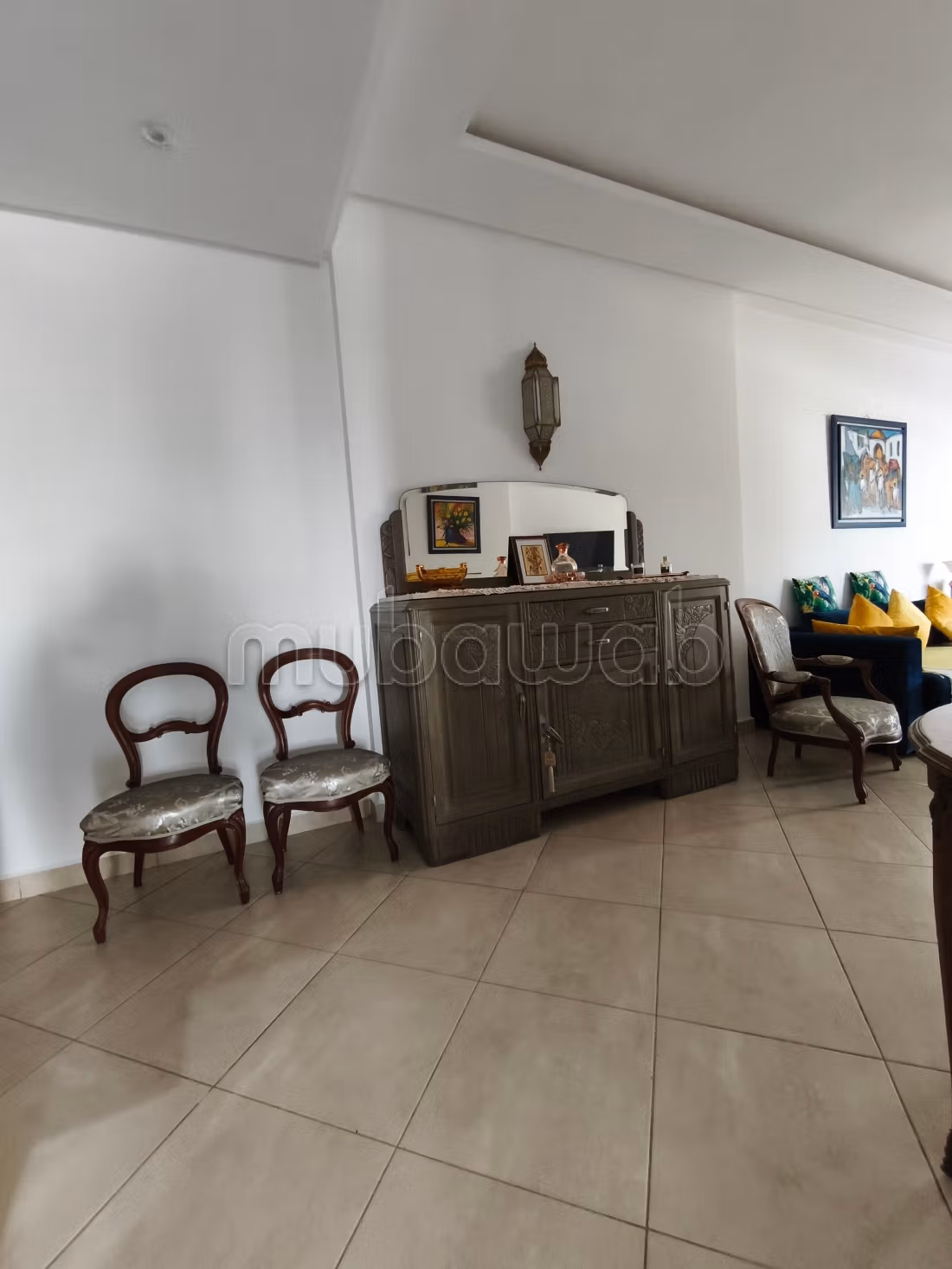 Piso en venta. 3 dormitorios. Amueblado