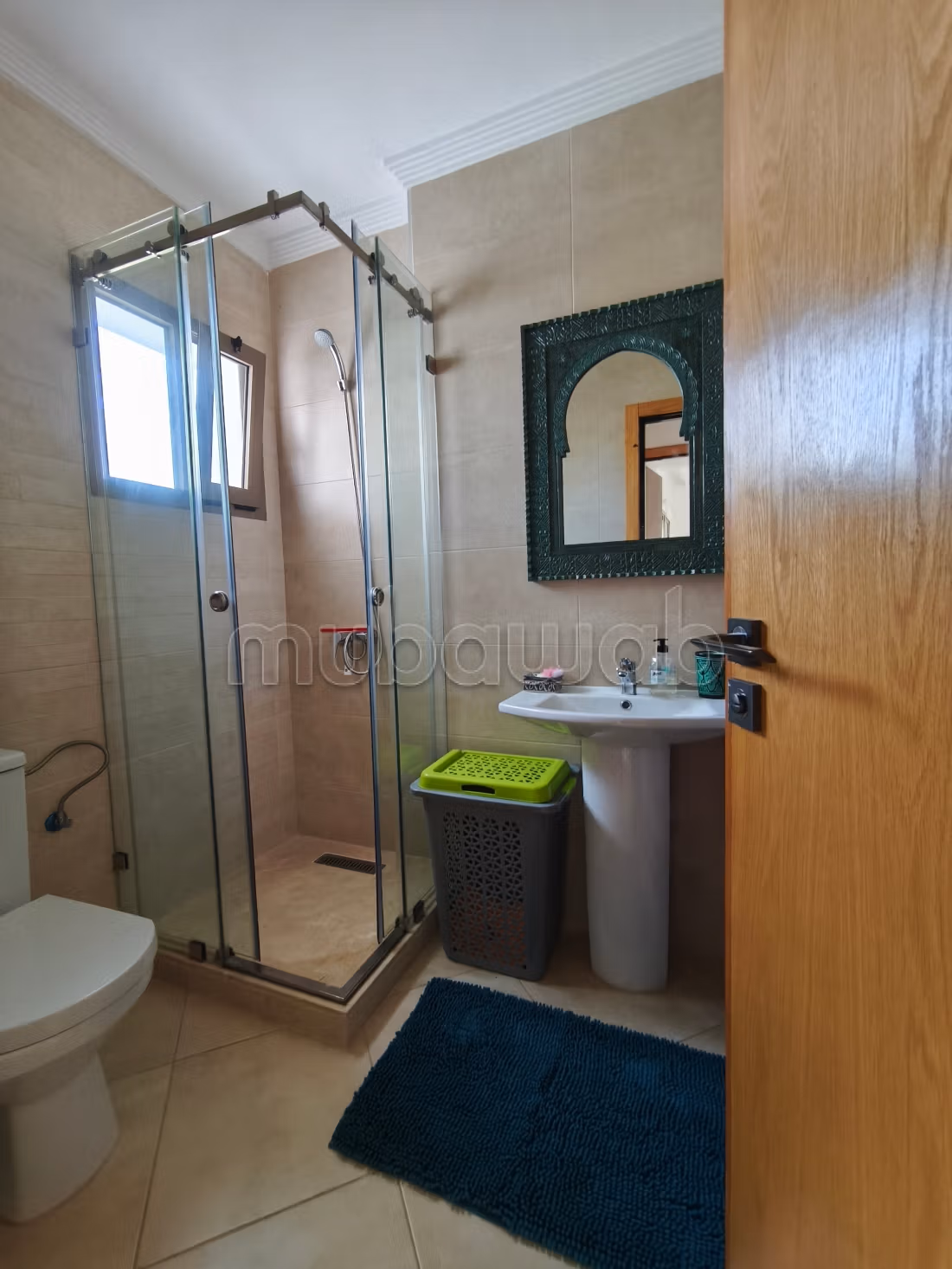 Piso en venta. 3 dormitorios. Amueblado
