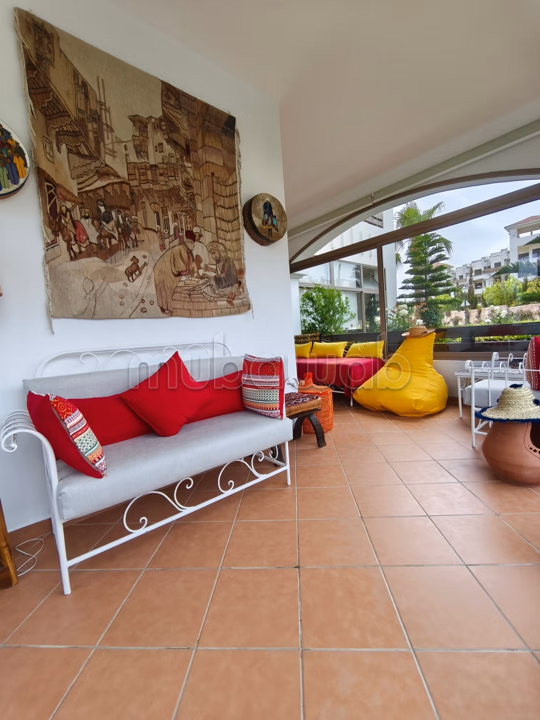 Piso en venta. 3 dormitorios. Amueblado