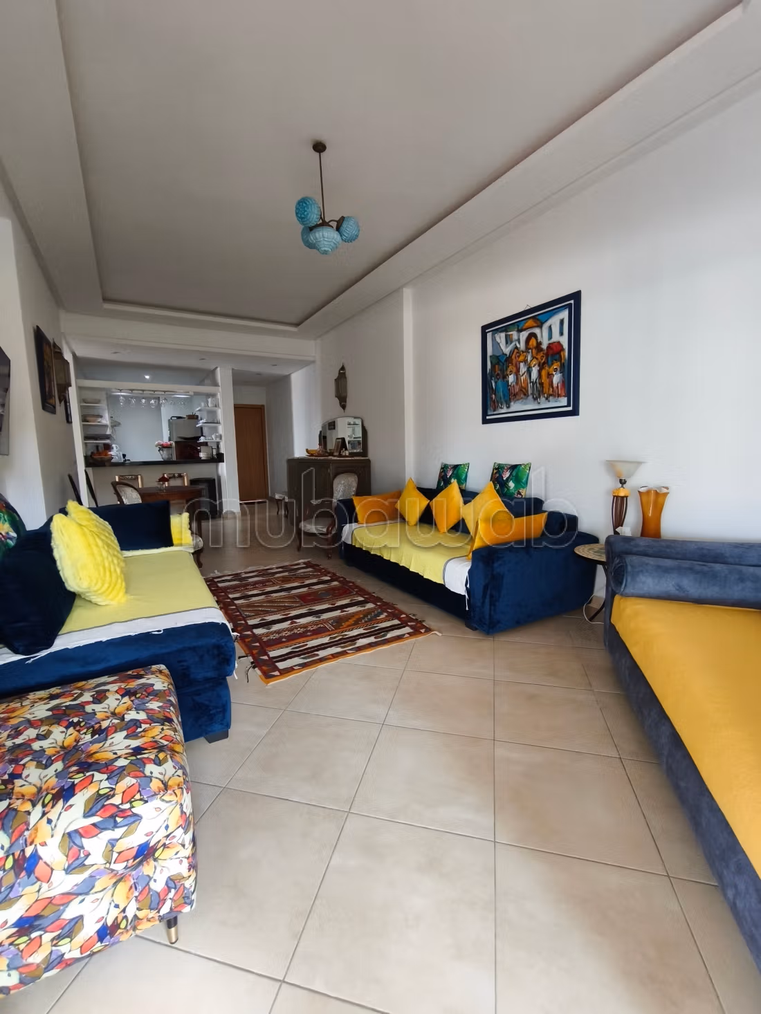 Piso en venta. 3 dormitorios. Amueblado