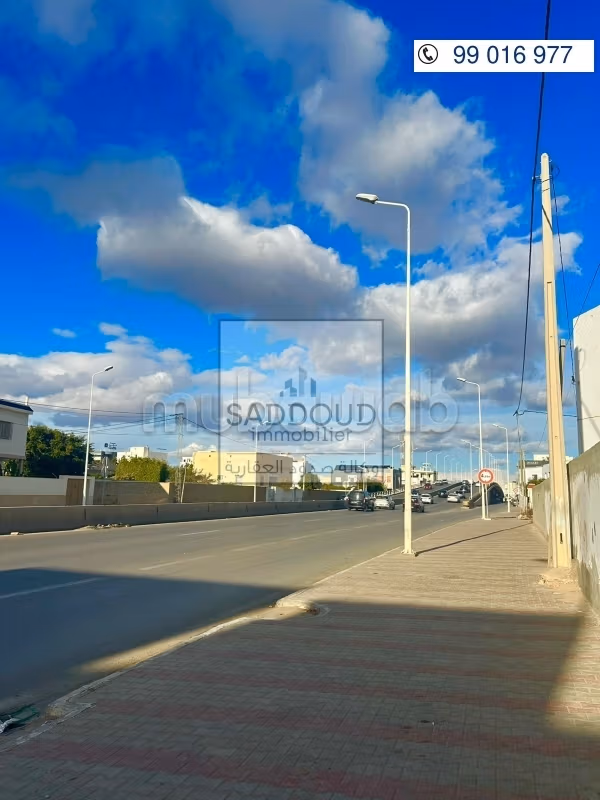 Terreno in vendita a Sfax Ville. Superficie 1789 m²