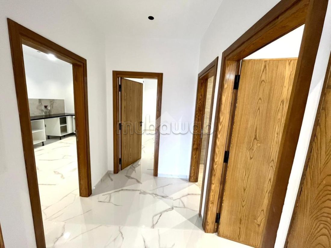 Sell apartment. Dimension 100 m². Equipped kitchen