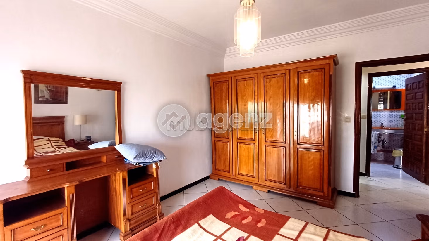 Apartment to purchase in Burger. Total area 126 m². Equipped kitchen