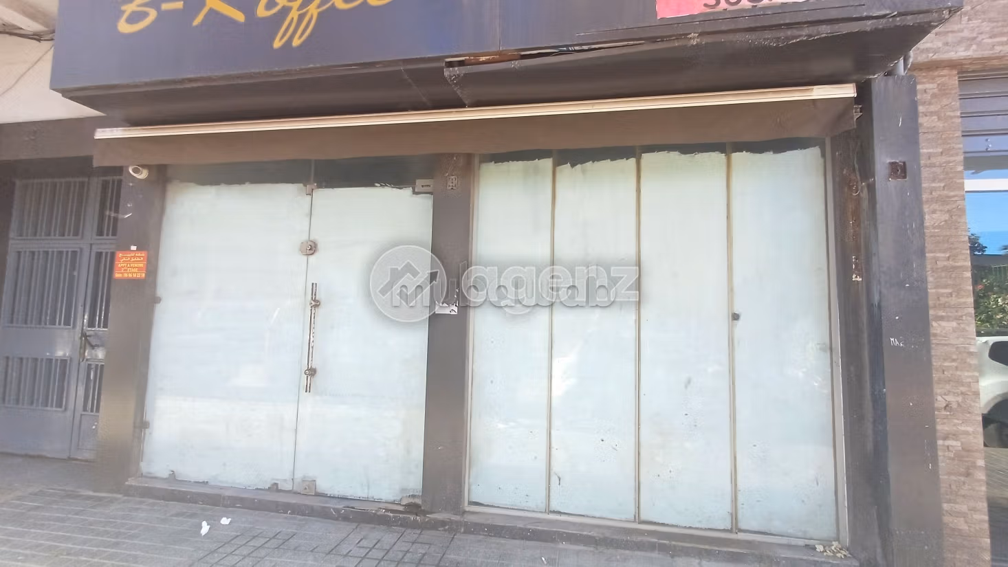 Locale commerciale in vendita a Derb Ben Houmane. Superficie 118 m²