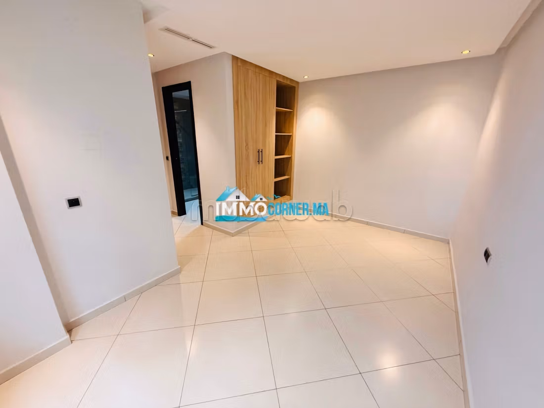 Nu te huur: appartementen in Du Golf. 2 Kamers. Gemeubileerd