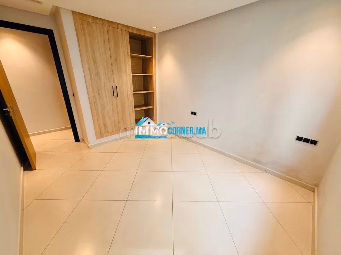 Nu te huur: appartementen in Du Golf. 2 Kamers. Gemeubileerd