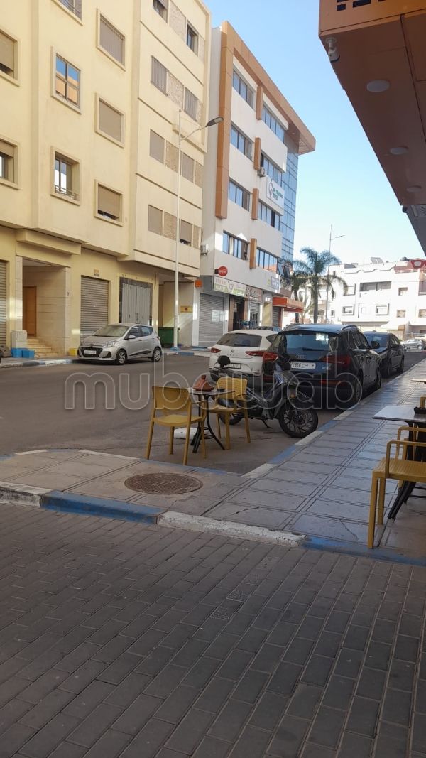 Commercieel vastgoed om te kopen in Hay Houda. Oppervlakte 18 m²