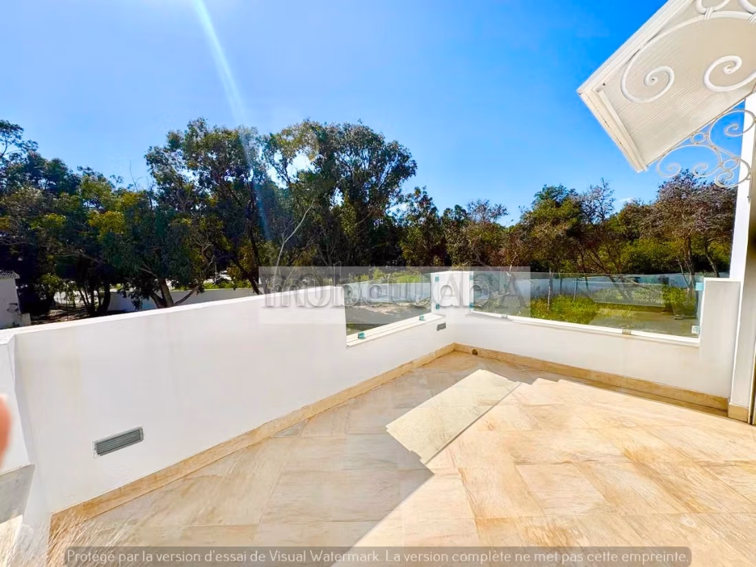 Villa S3 Neuve Meublé avec piscine à louer à Gammarth