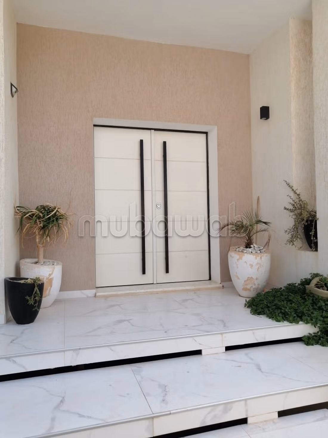 Luxueuse Villa avec piscine à la soukra