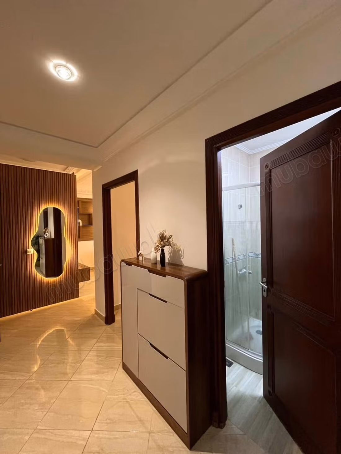 Flat for rent in De La Plage. Surface area 85 m². Well decorated