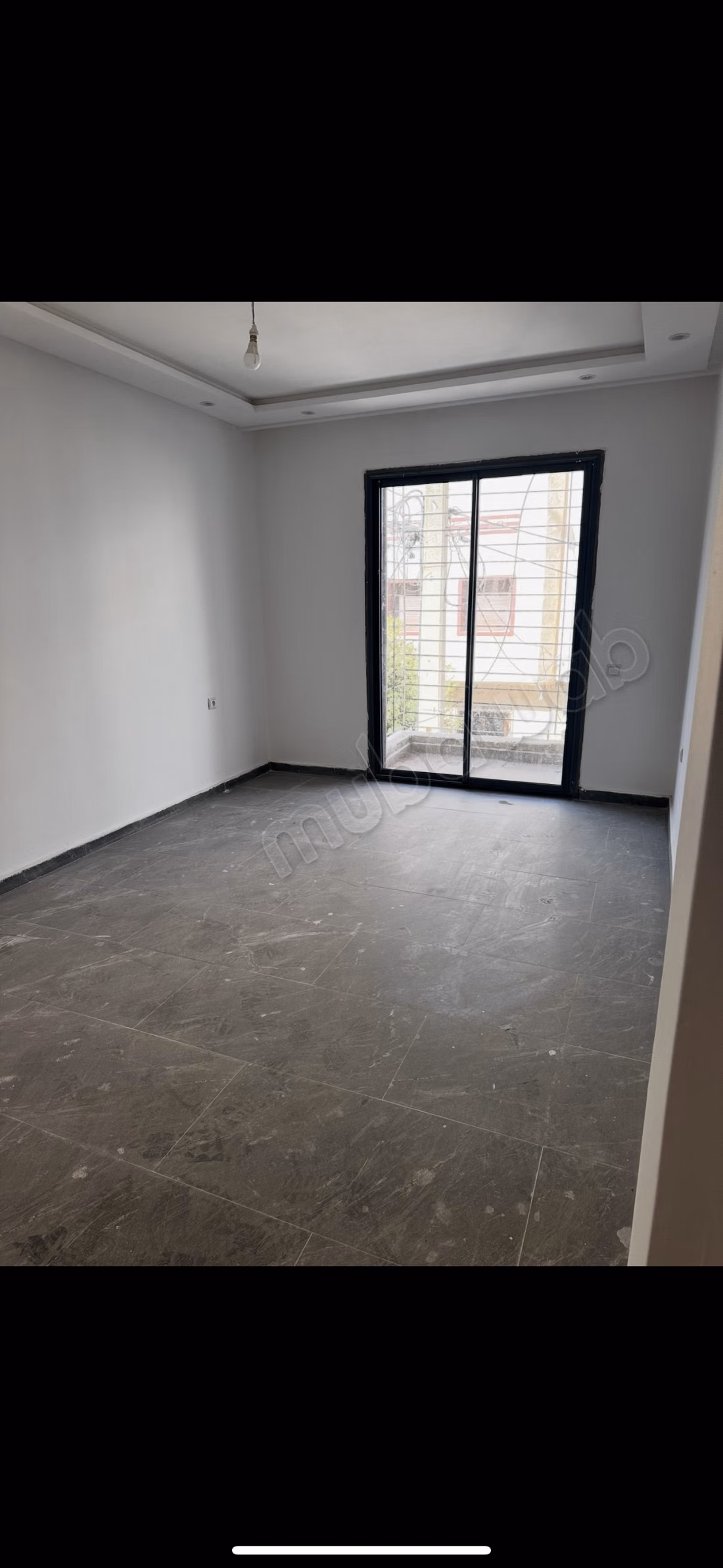 Se vende piso. 3 habitaciones