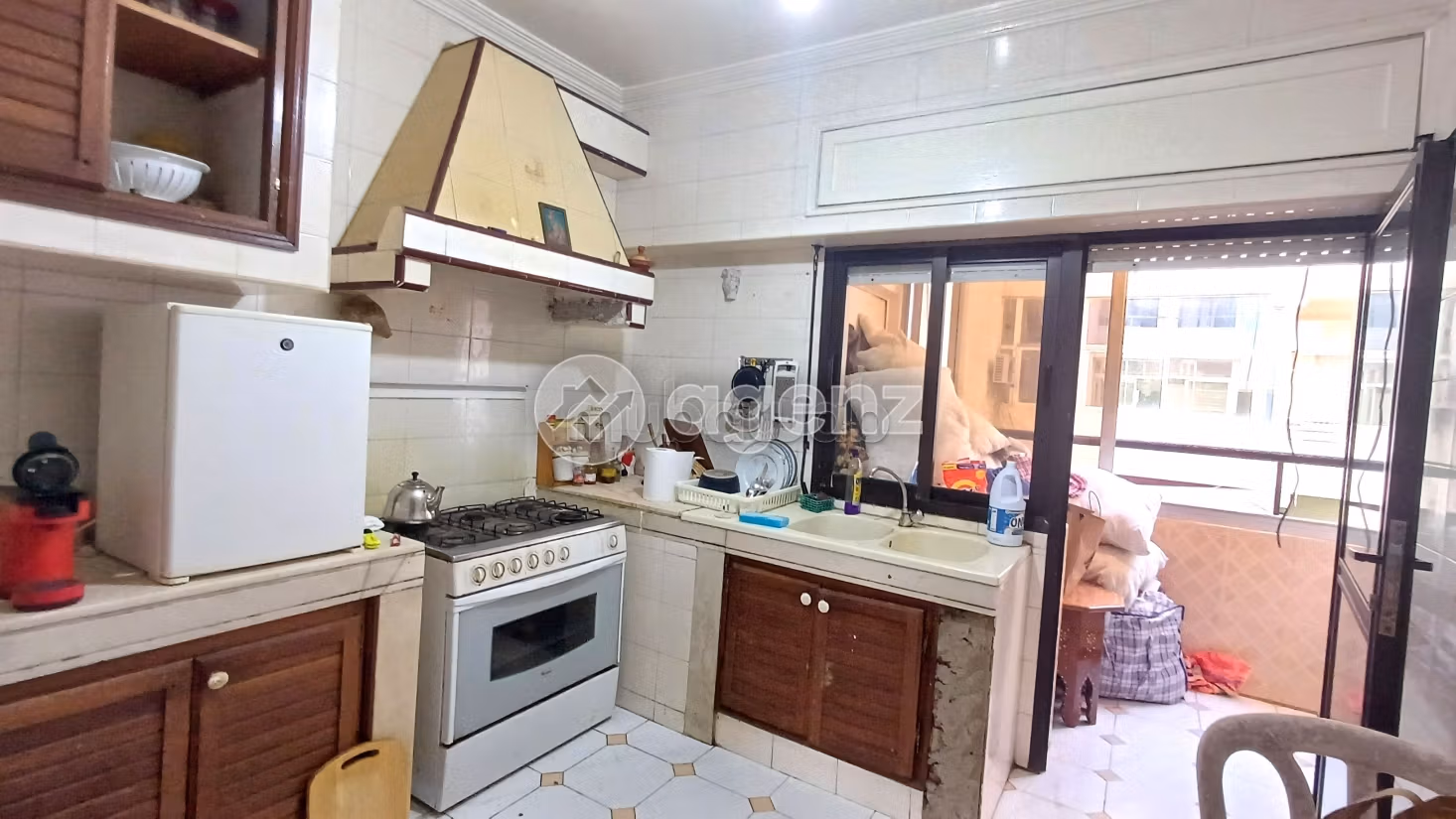 Se vende piso. 2 dormitorios. Ascensor y garaje