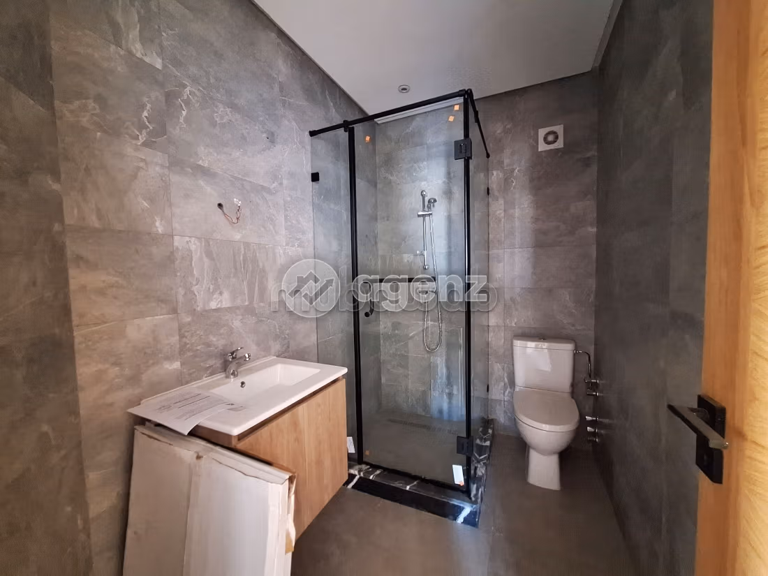 Vendita di uno splendido appartamento a Almaz. 2 camere. Posto auto