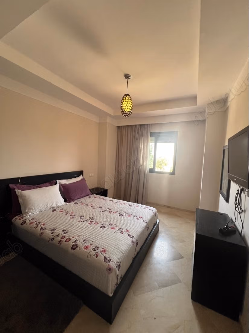 Rent this apartment in Route Casablanca. 3 large rooms. Swimming pool