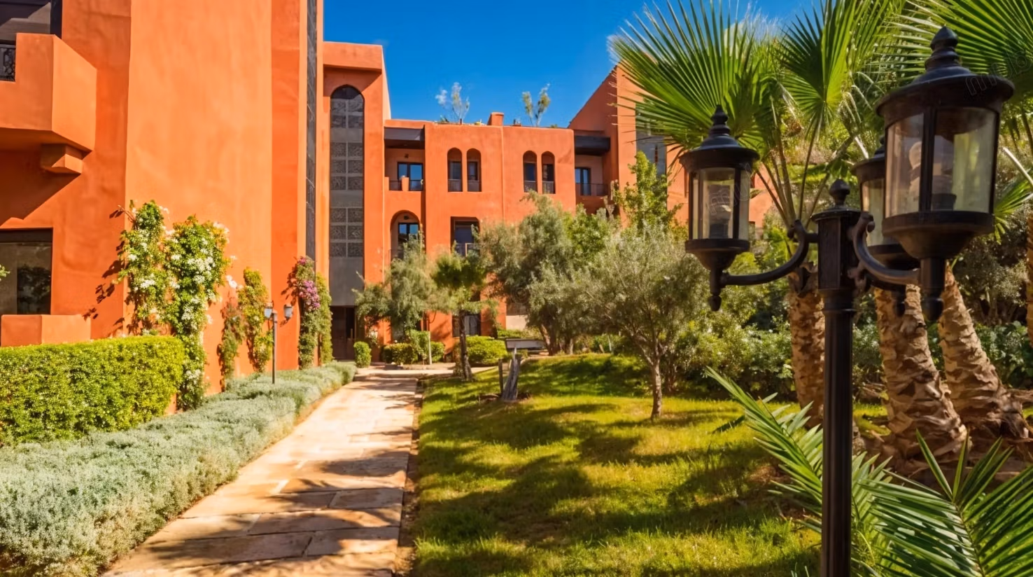 Rent this apartment in Route Casablanca. 3 large rooms. Swimming pool