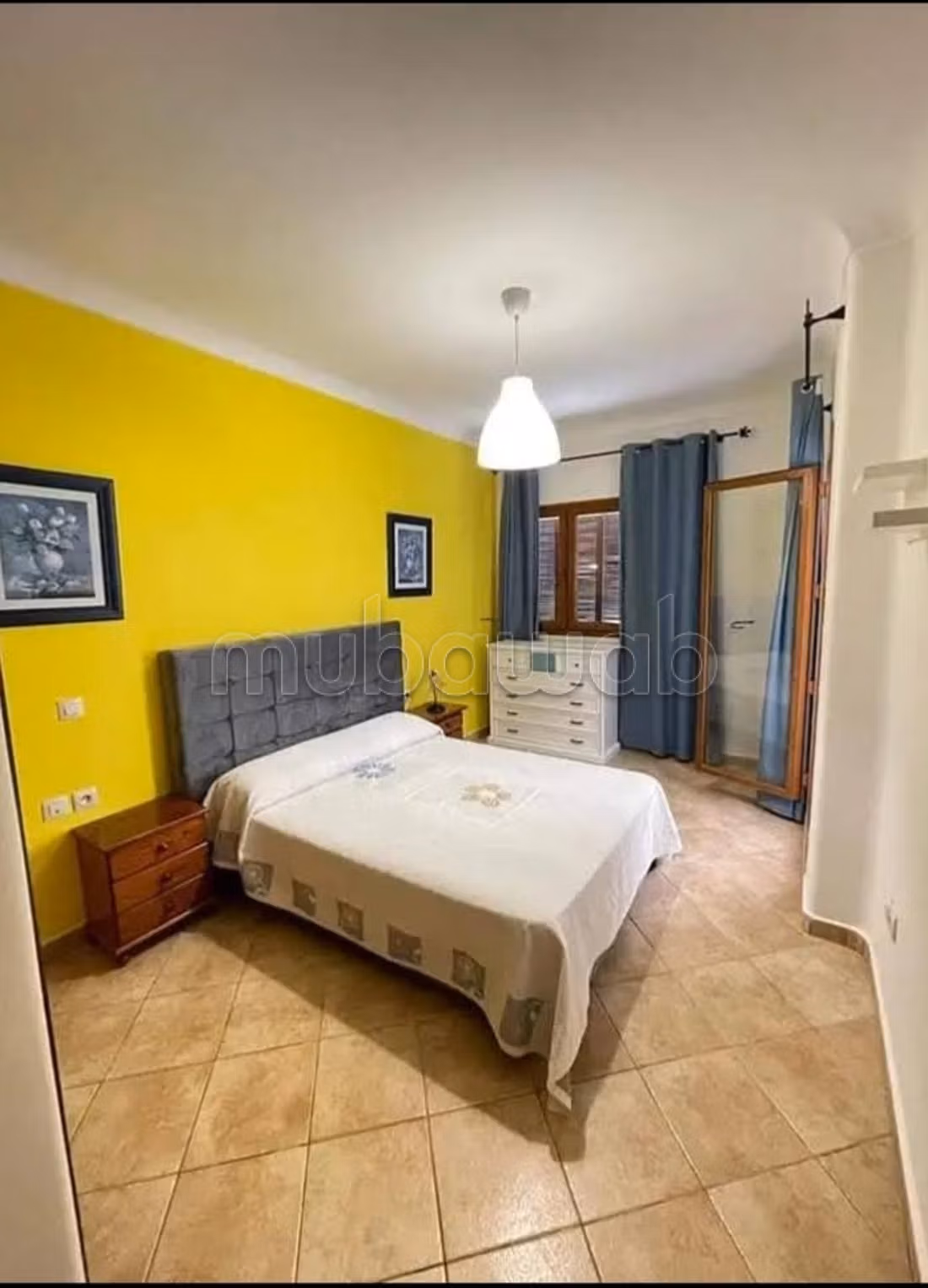 Apartment for rent. 2 beautiful rooms. Satellite dish system and Moroccan living room
