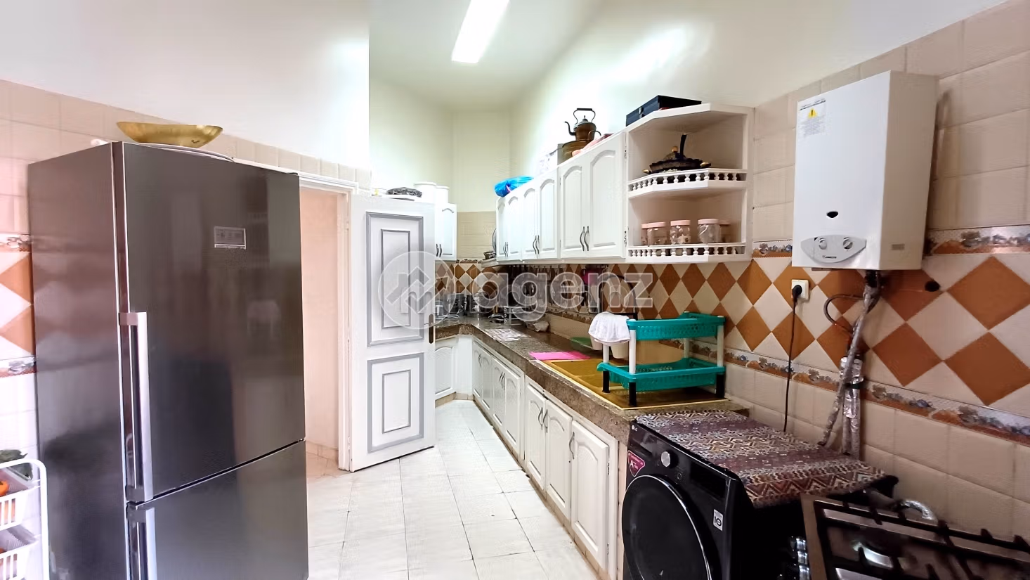 Sell apartment in Wafa. 4 rooms. Fitted kitchen