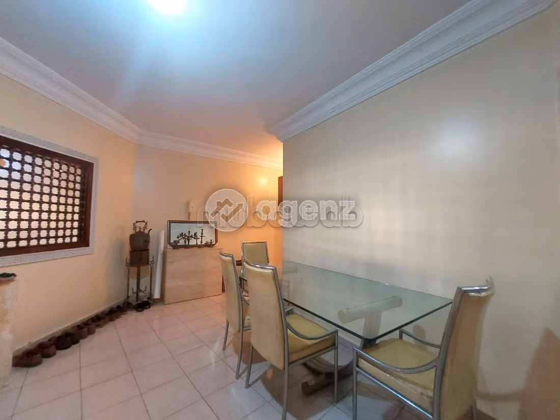Find an apartment to buy. 3 rooms. No Lift