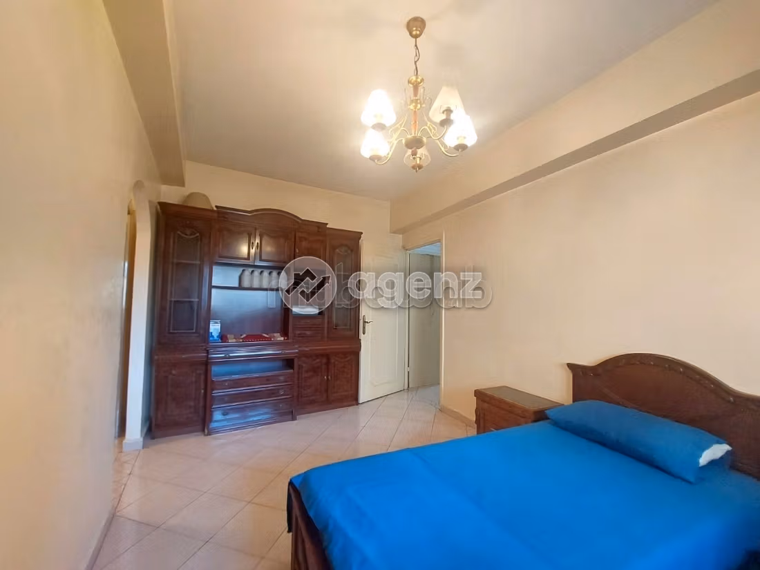 Find an apartment to buy. 3 rooms. No Lift