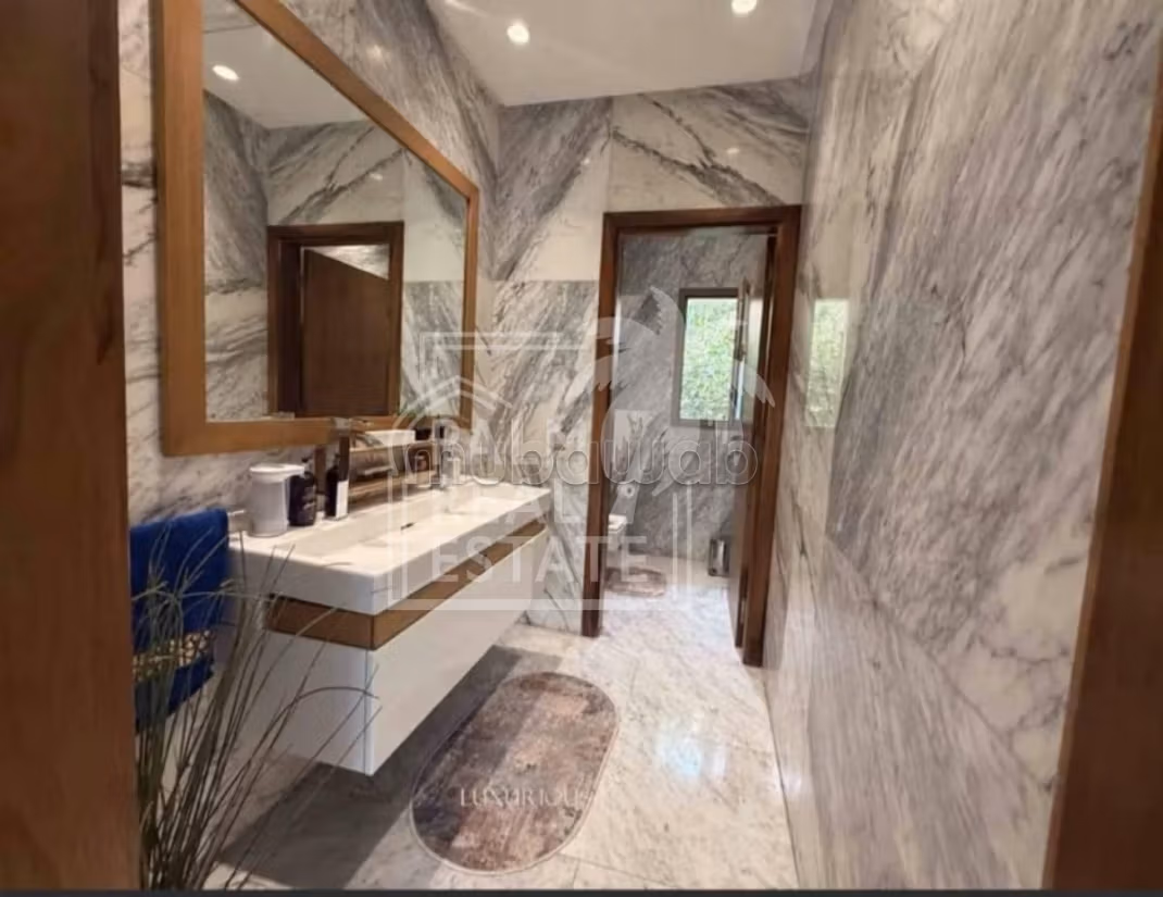 Villa d’Exception à Vendre – Route de Casablanca