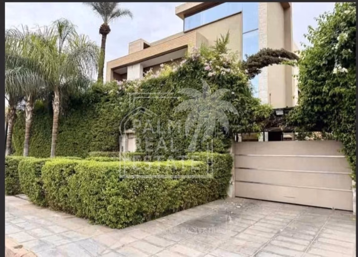 Villa d’Exception à Vendre – Route de Casablanca