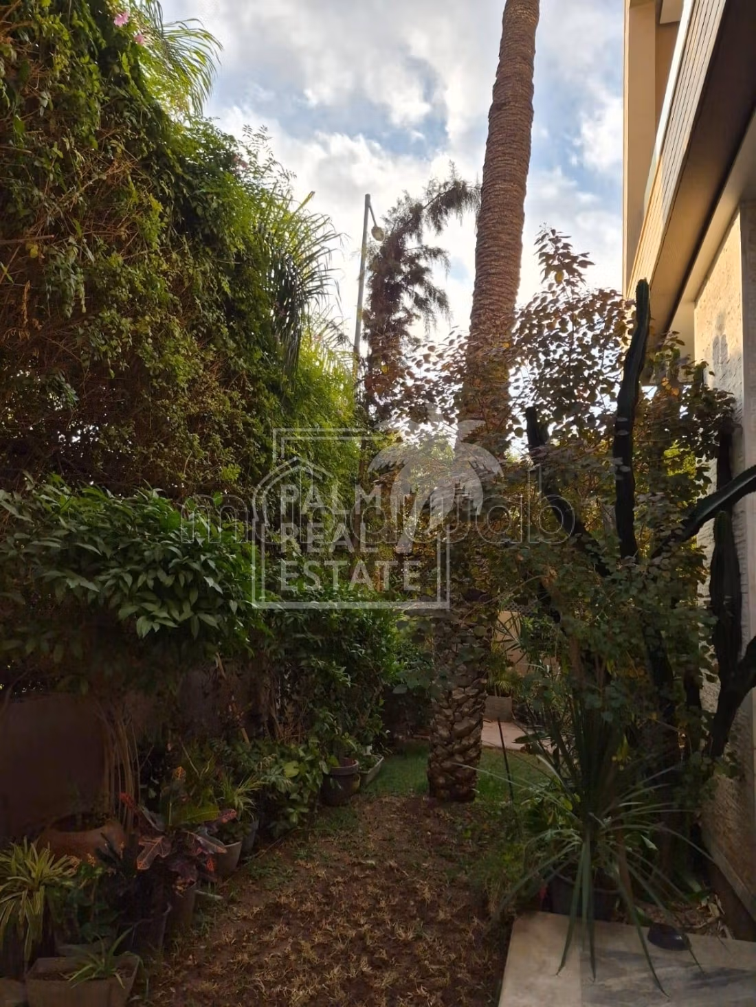 Villa d’Exception à Vendre – Route de Casablanca