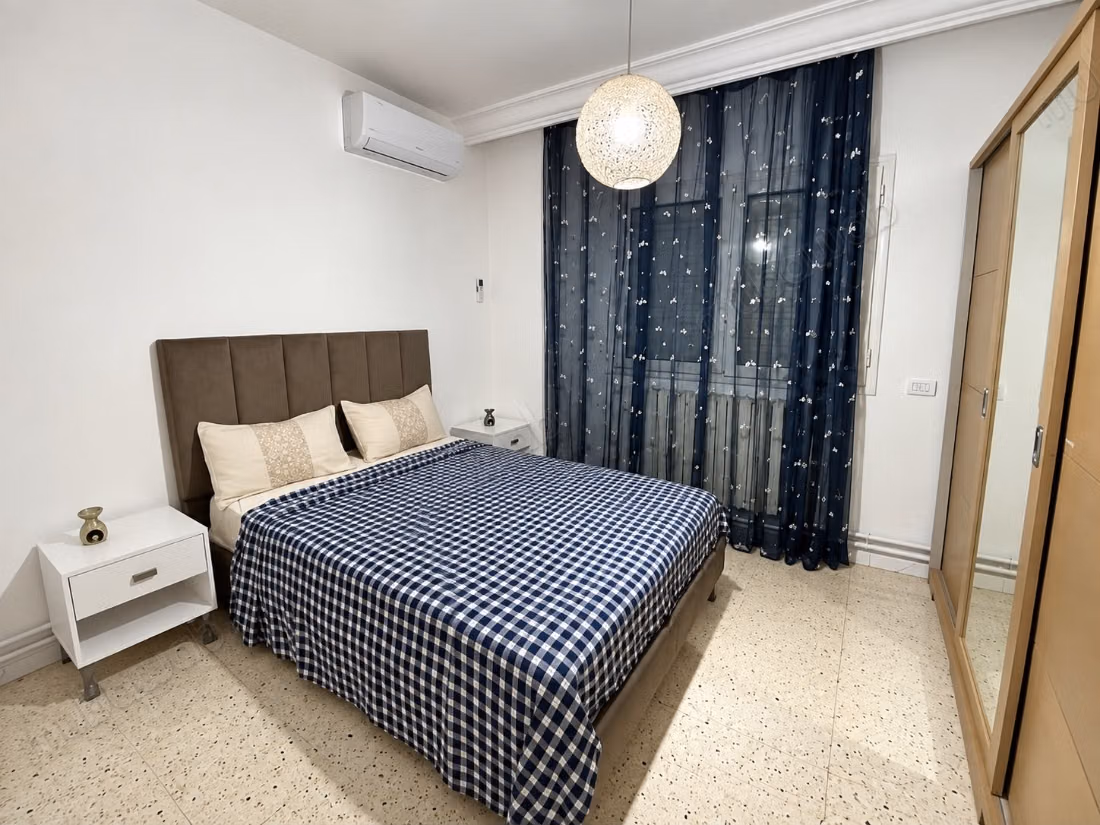 A louer étage de villa s2 meublé à Gammarth