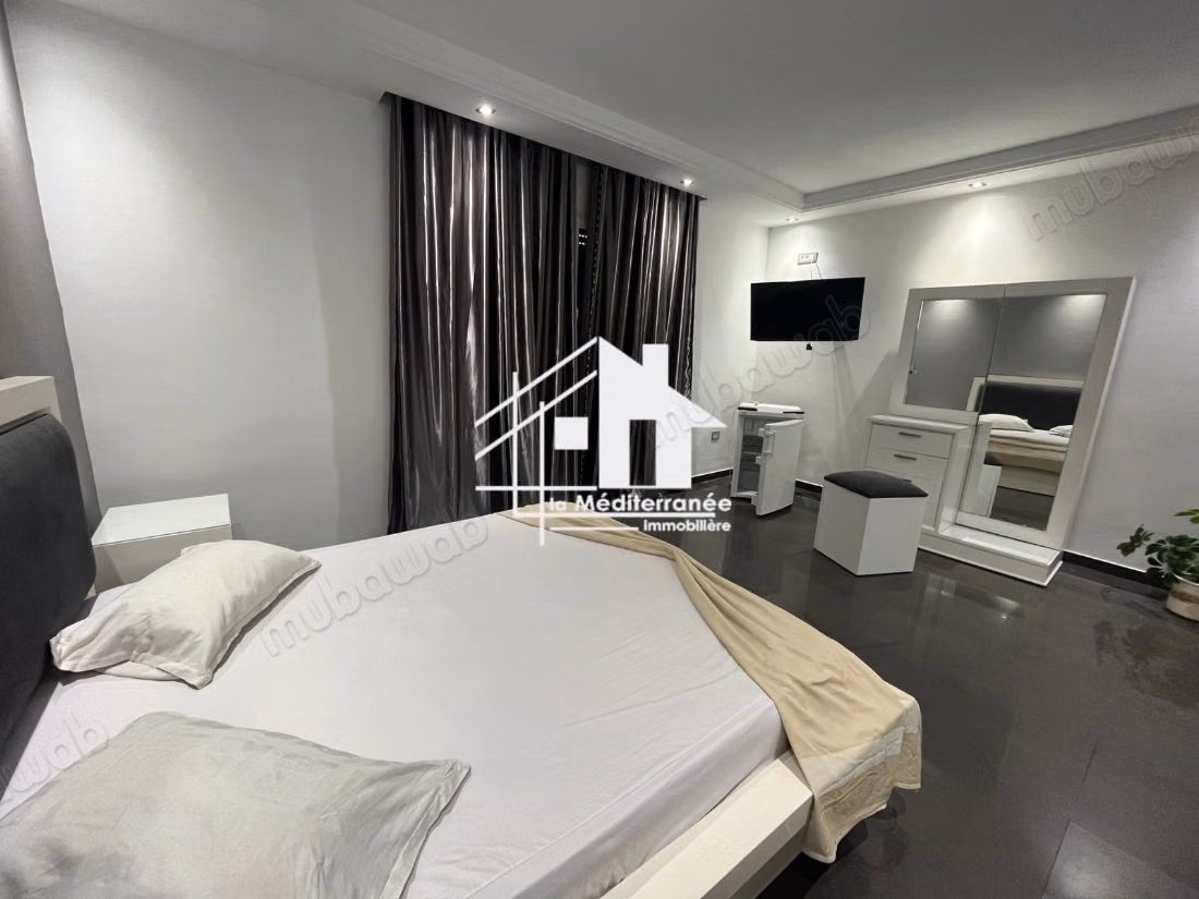 A louer étage de villa s2 meublé à Gammarth
