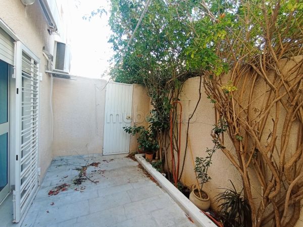 Fabulous apartment for sale in Cité El Wafa. 1 room. Furnished