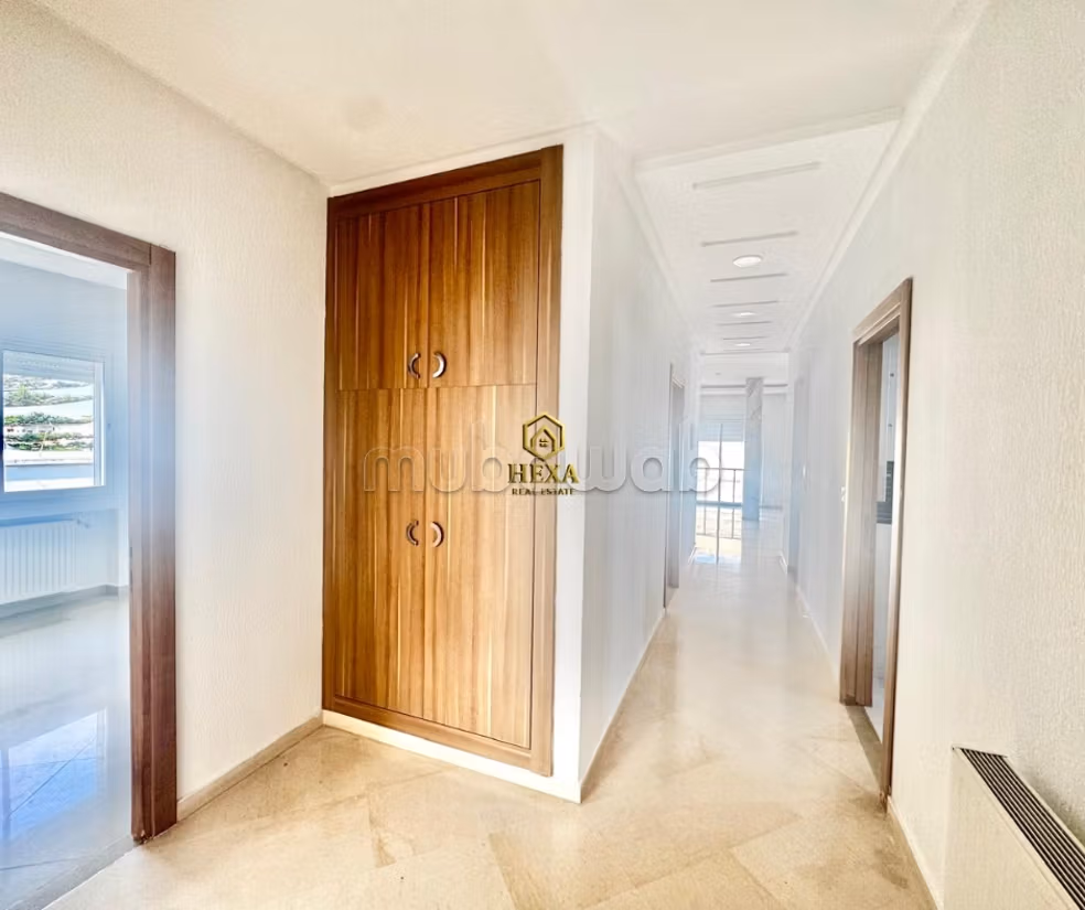 Etage de villa S4 à La Marsa