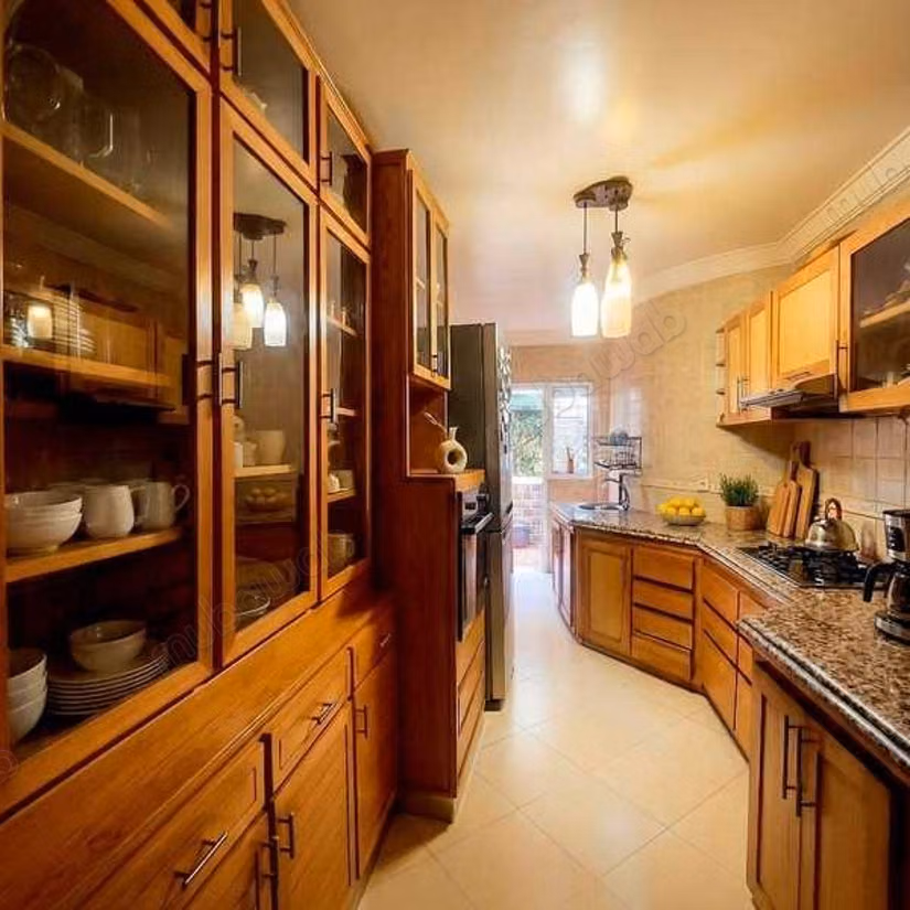 Apartment for sale in Belvédère. Small area 112 m². With garage and lift