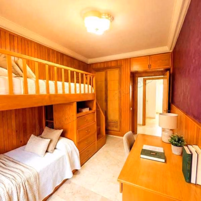 Apartment for sale in Belvédère. Small area 112 m². With garage and lift