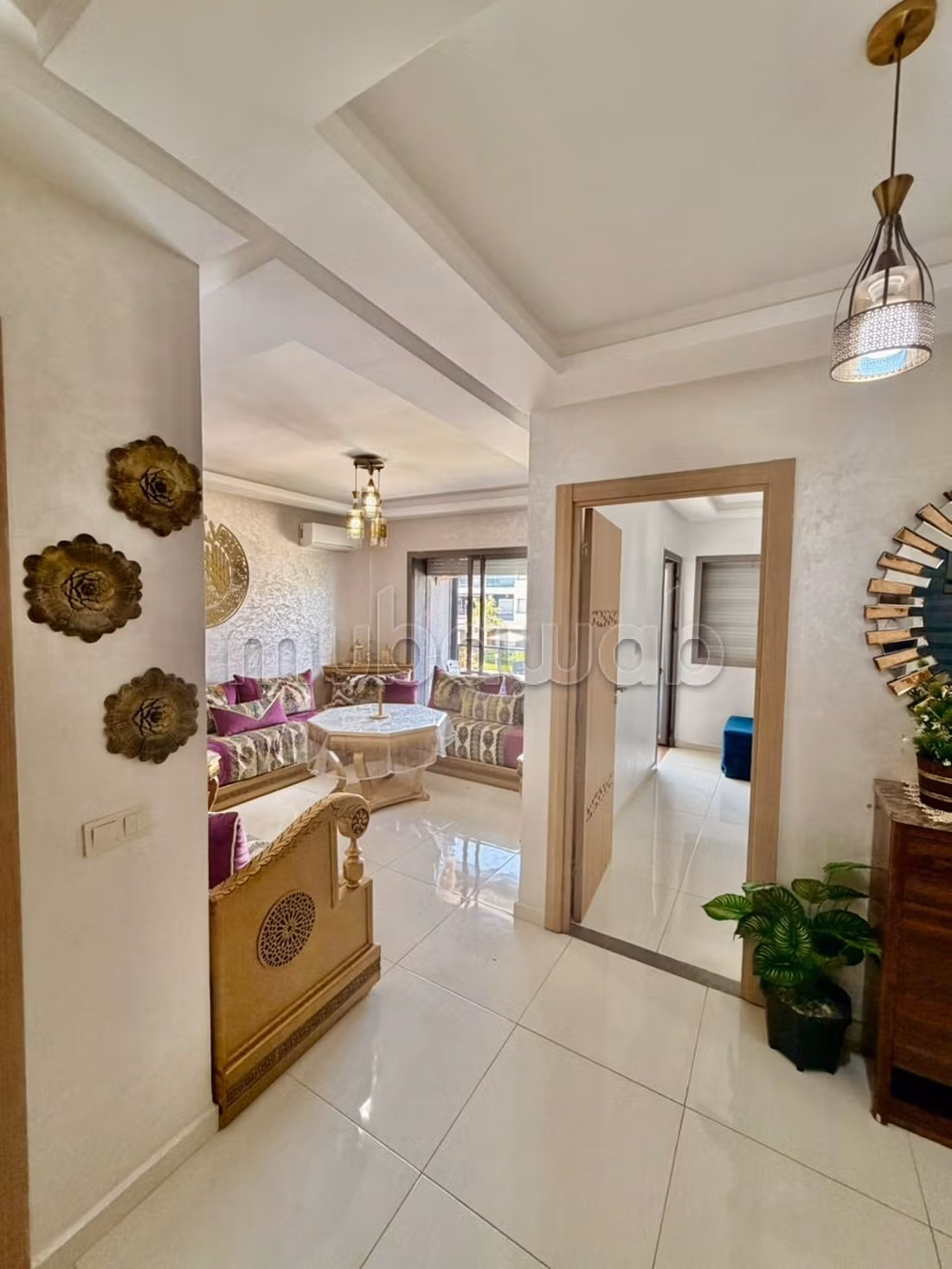 Affitto appartamento. Superficie di 94 m². Giardino e ascensore