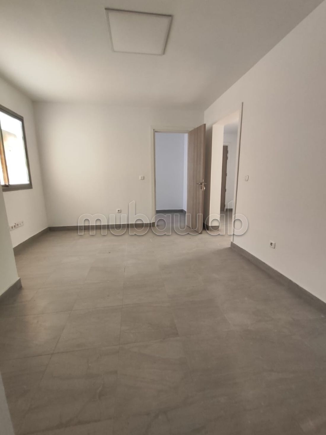 A louer bureau H3 a la Soukra