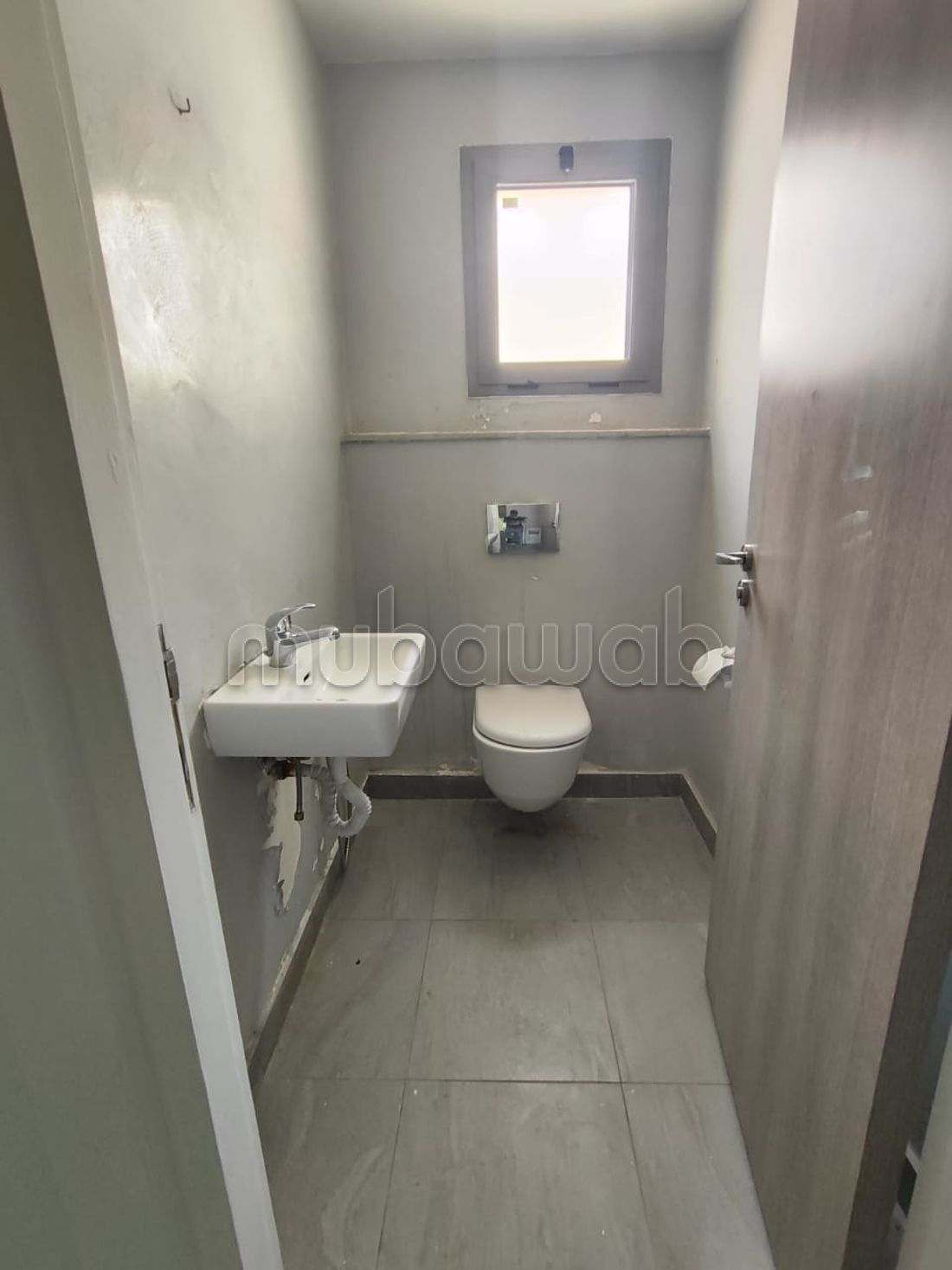 A louer bureau H3 a la Soukra