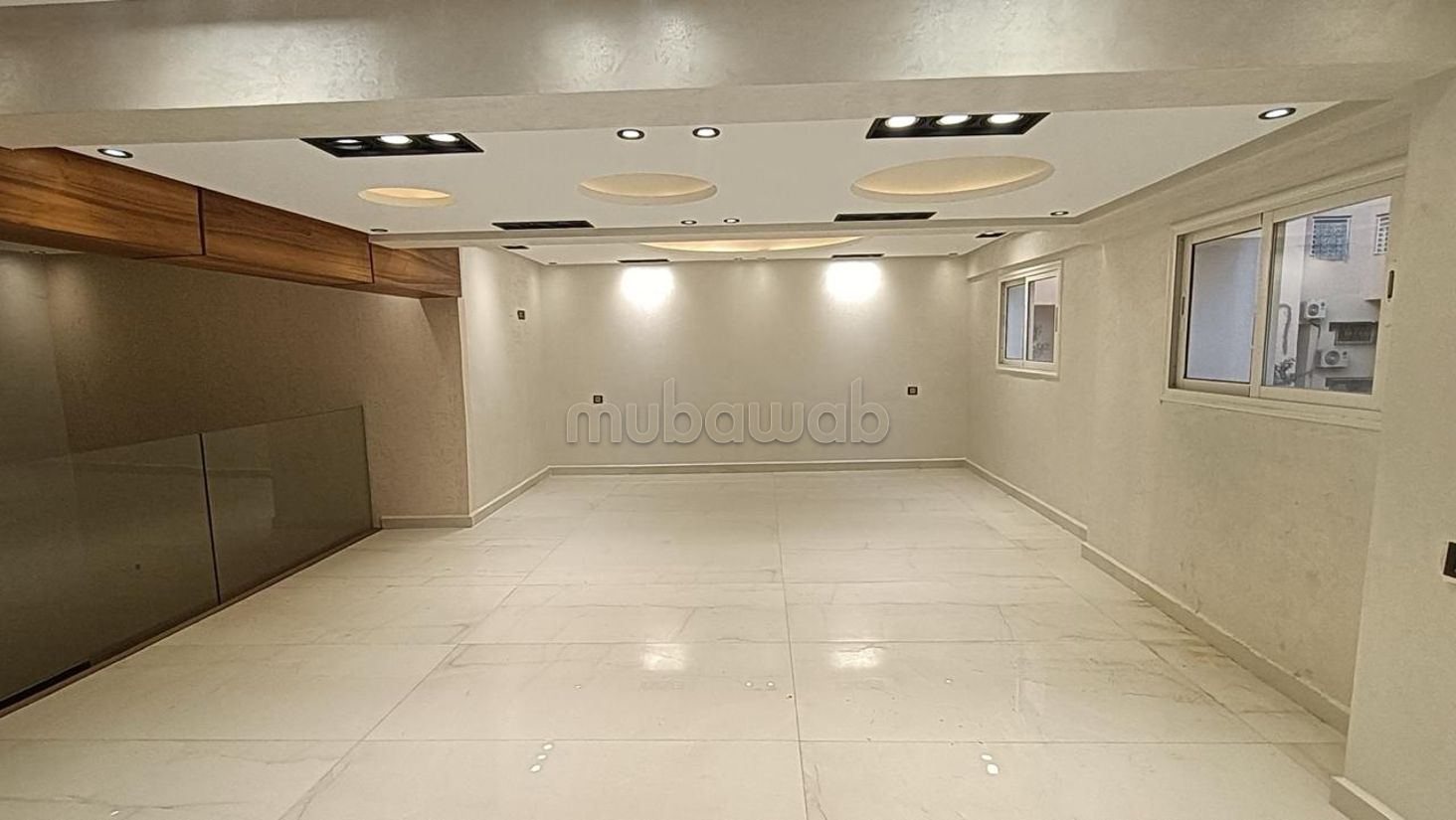 Dúplex para uso profesional en venta