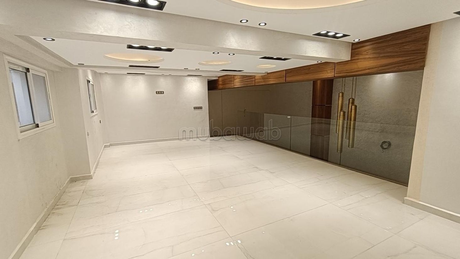 Dúplex para uso profesional en venta