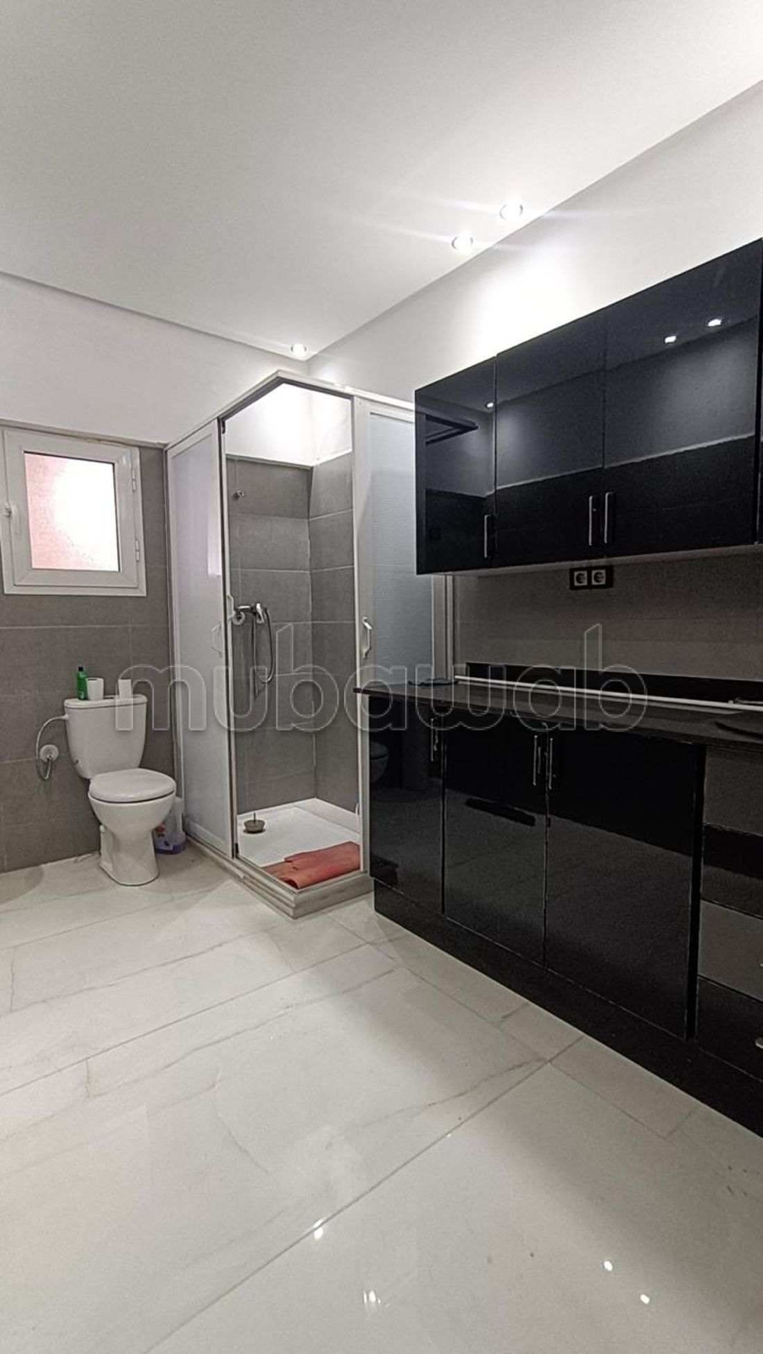 Dúplex para uso profesional en venta