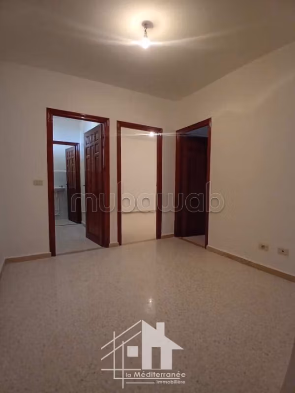 Bureau à Rades