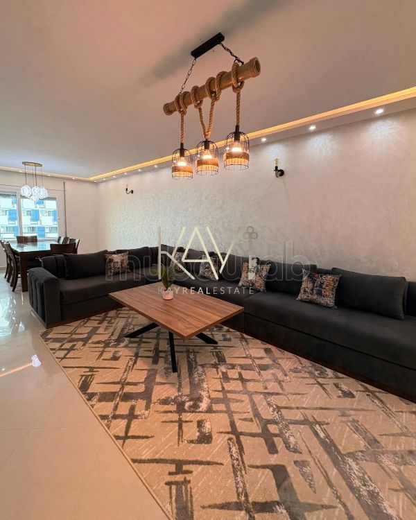 Te huur: appartementen in De La Plage. 3 Slaapkamers. Lift en garage