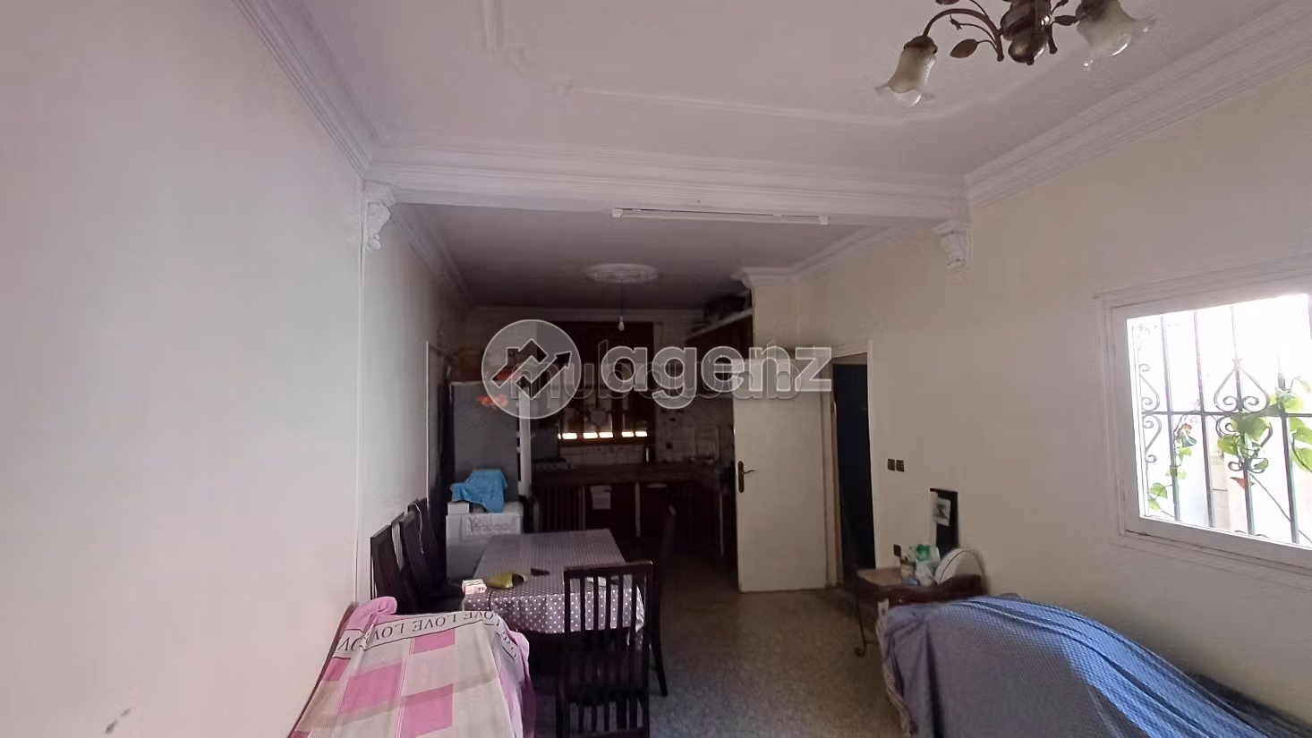 Casa en venta en Hay Mansour. 6 dormitorios. Garaje privado