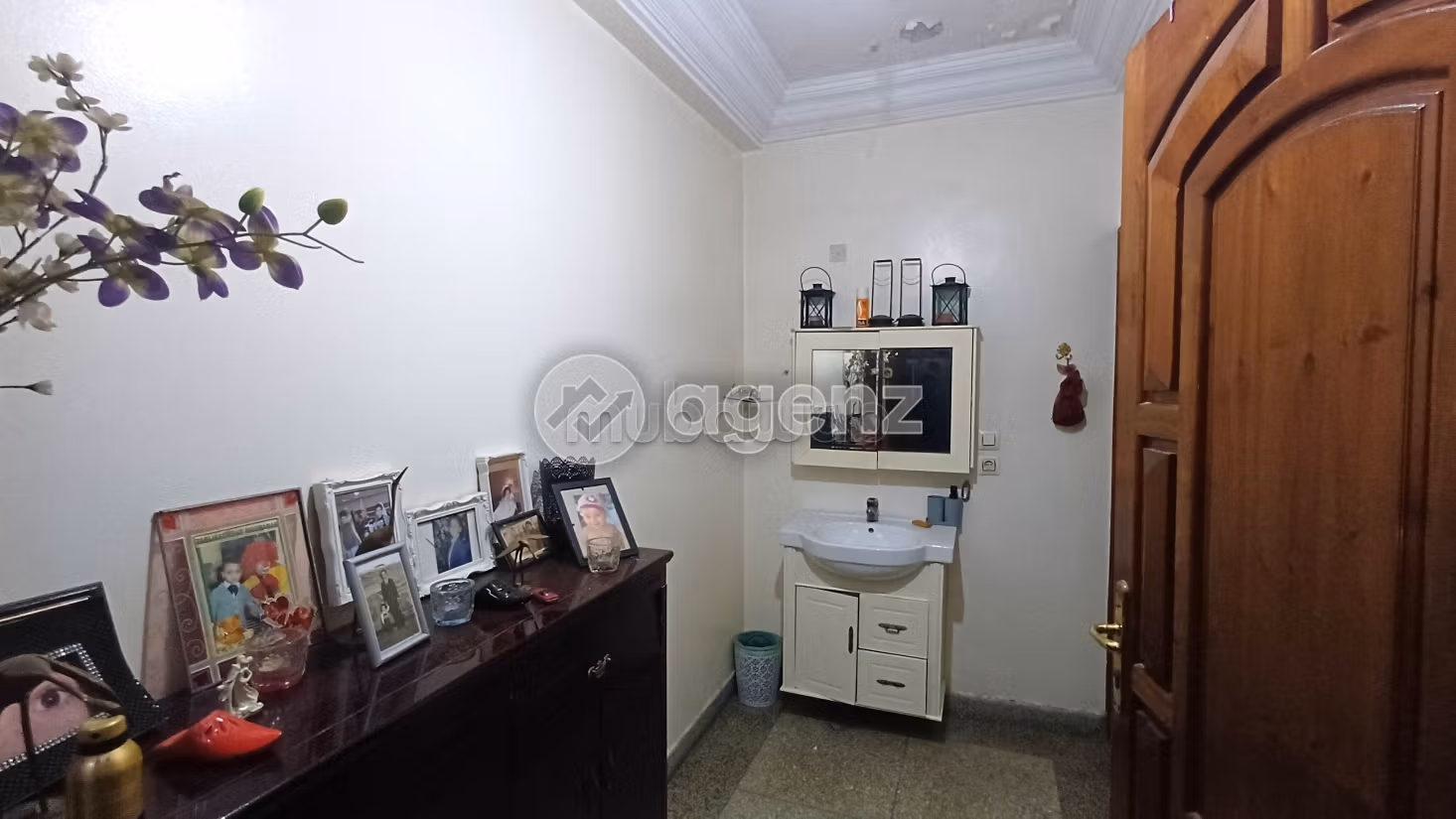 Casa en venta en Hay Mansour. 6 dormitorios. Garaje privado