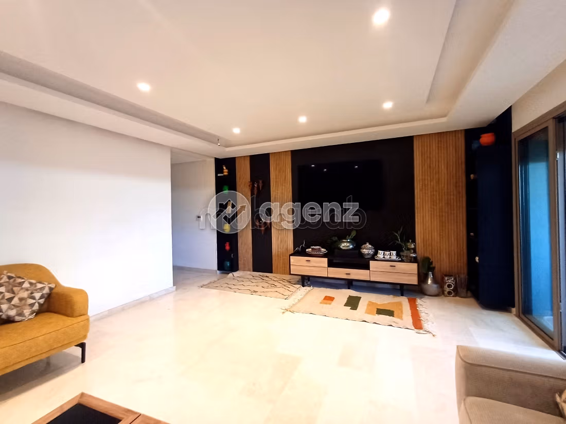Appartement à vendre 133 m², 3 chambres Oulad Azzouz Dar Bouazza