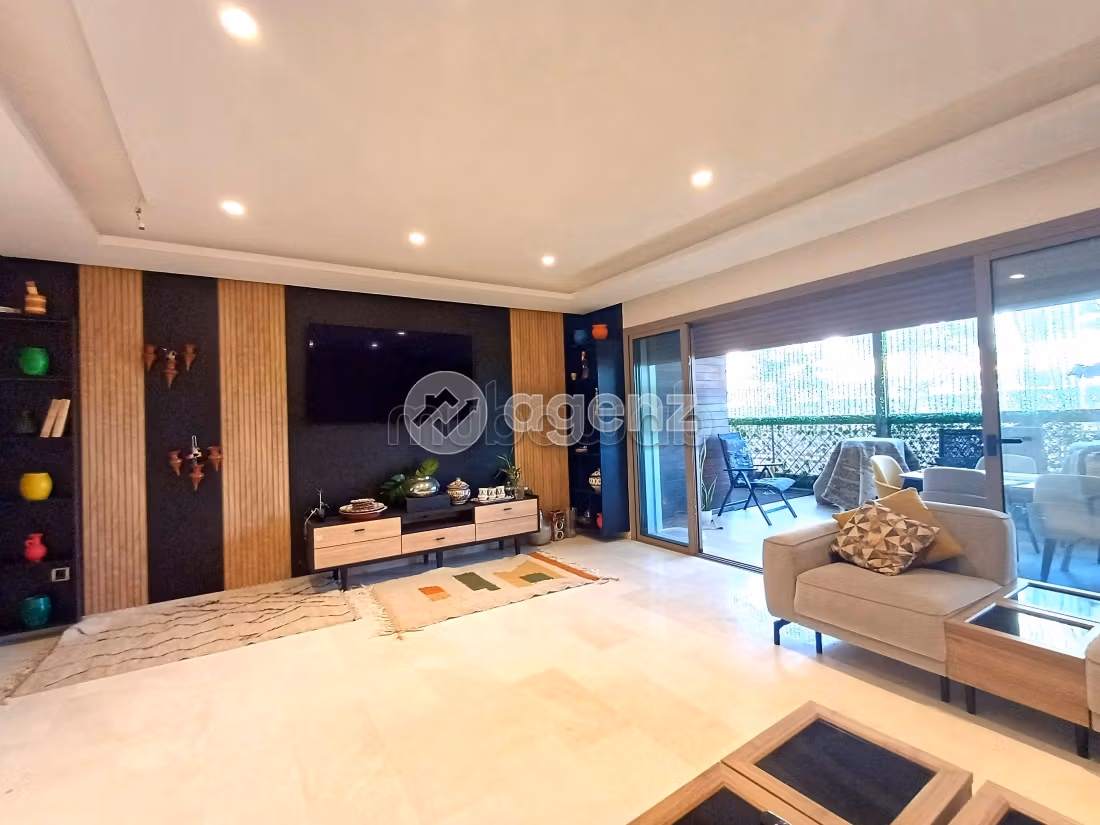 Appartement à vendre 133 m², 3 chambres Oulad Azzouz Dar Bouazza