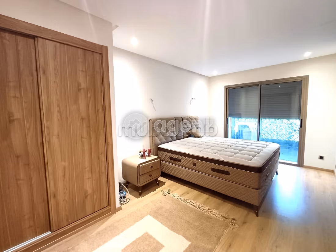 Appartement à vendre 133 m², 3 chambres Oulad Azzouz Dar Bouazza